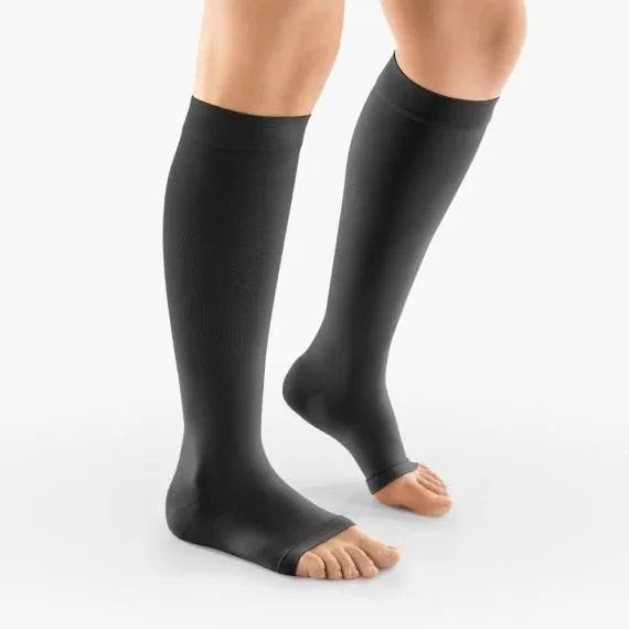 Venosan 4001 Stocking Ad Small Ankle 19 23cm 18 21 Hg Below Knee Black