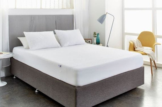 Comfortshield Gold Mattress Protector   607080 Single 92x188cm 1200ml Waterproof White