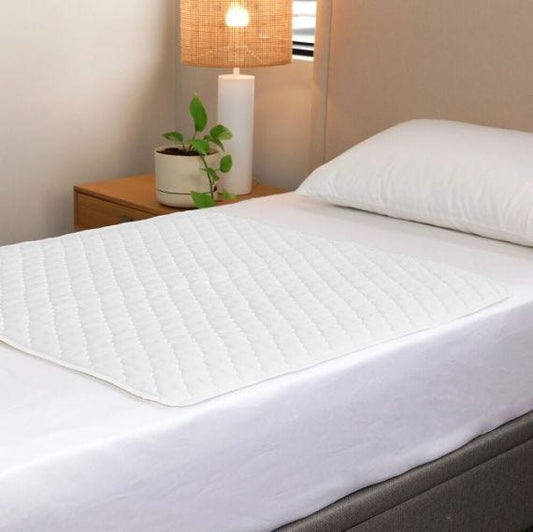Absorbmax Bed Pad Regular 90cmx90cm 3500 Ml Waterproof White