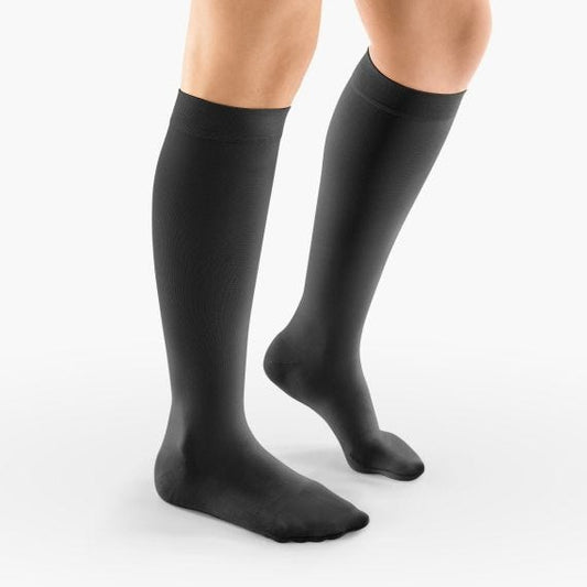 Venosan 4002 Stocking Ad Medium Ankle 23 26cm 25 32 Hg Below Knee Black